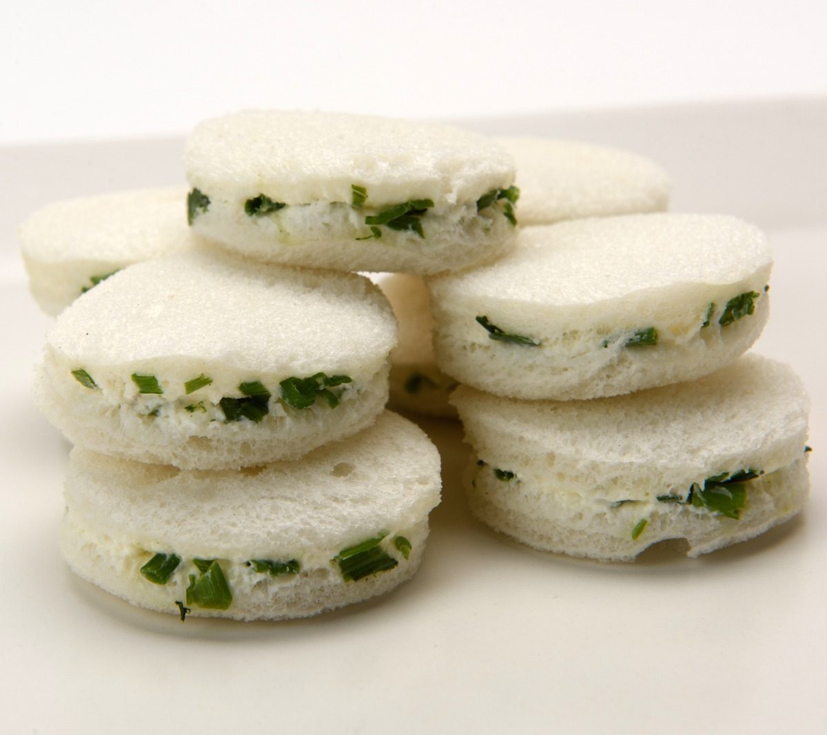 Sándwich Petit de Queso Crema y Ciboulette (18 Uds.)